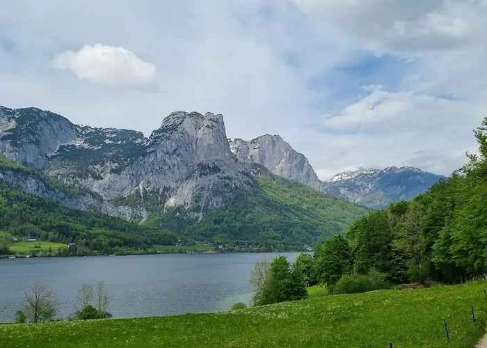 拉德纳旅馆 招待所 3*