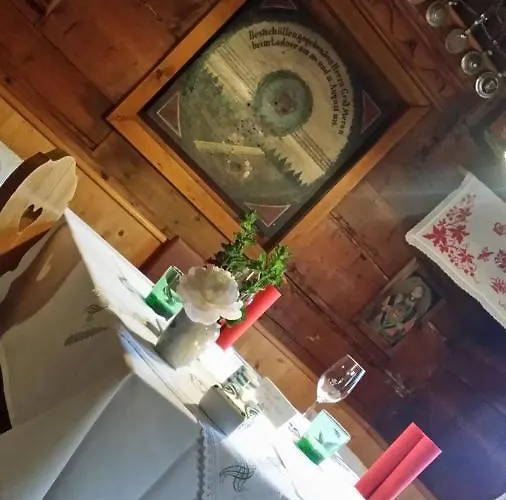 拉德纳旅馆 招待所 3*